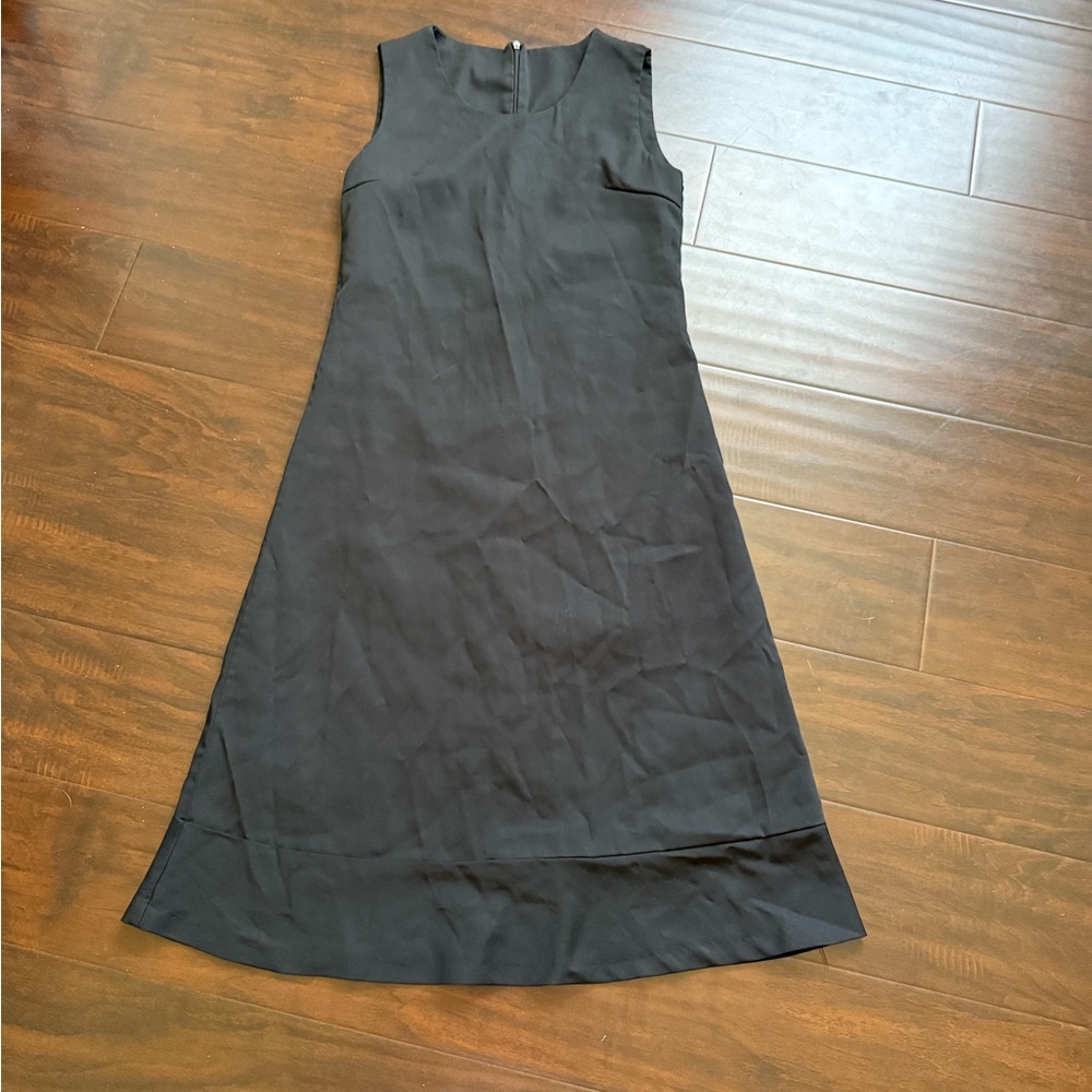 Elegant Black Sleeveless Midi Dress